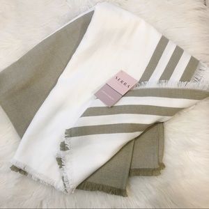 Serra 53531 White & Taupe Fringe Trim Poncho NWT